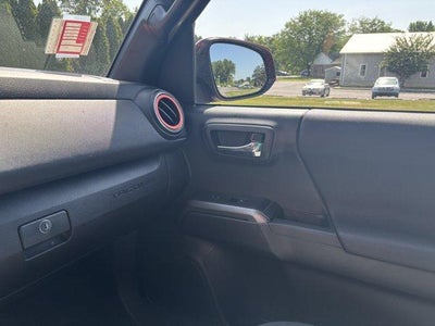 2020 Toyota Tacoma 4WD 4WD TRD Off Road Double Cab 5' Bed V6 AT (Natl)