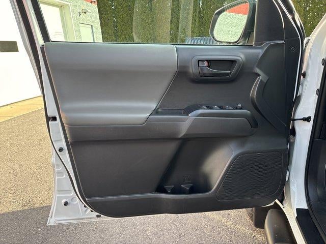 2023 Toyota Tacoma 4WD 4WD SR Double Cab 5' Bed V6 AT (GS)