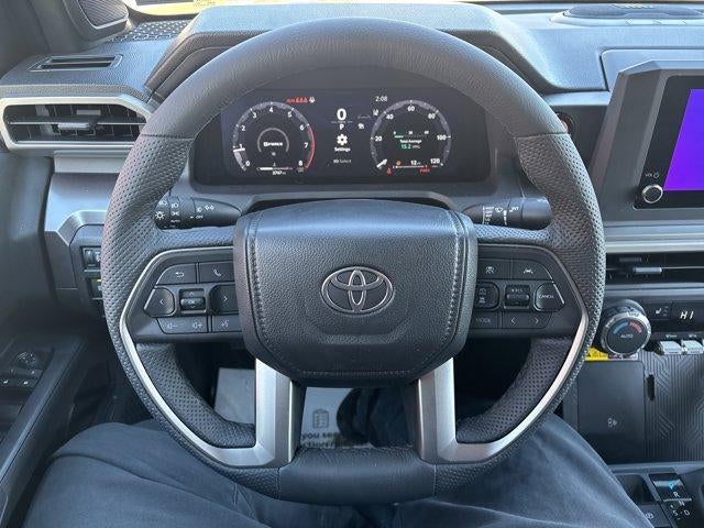 2026 Toyota Tacoma 4WD 4WD TRD Sport Double Cab 5' Bed AT (Natl)