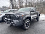 2025 Toyota Tacoma 4WD 4WD SR Double Cab 5' Bed MT (Natl)