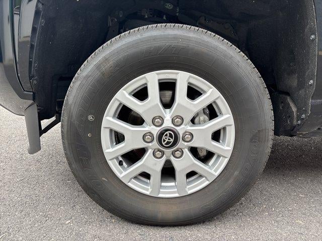 2025 Toyota Tacoma 4WD 4WD SR5 Double Cab 5' Bed AT (GS)