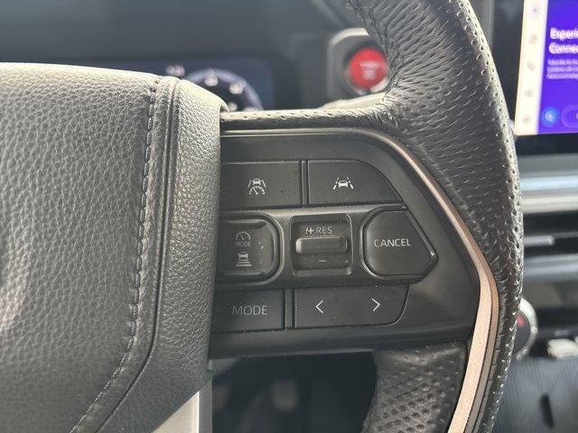 2025 Toyota Tacoma 4WD 4WD TRD Off Road Double Cab 5' Bed AT (Natl)