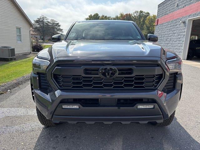 2026 Toyota Tacoma 4WD 4WD TRD Off Road Double Cab 5' Bed AT (Natl)