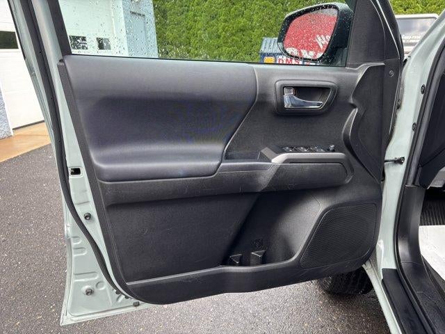 2023 Toyota Tacoma 4WD 4WD TRD Off Road Double Cab 6' Bed V6 AT (Natl)