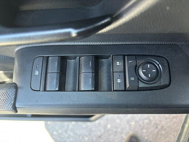 2025 Toyota Tacoma 4WD 4WD SR5 Double Cab 5' Bed AT (GS)