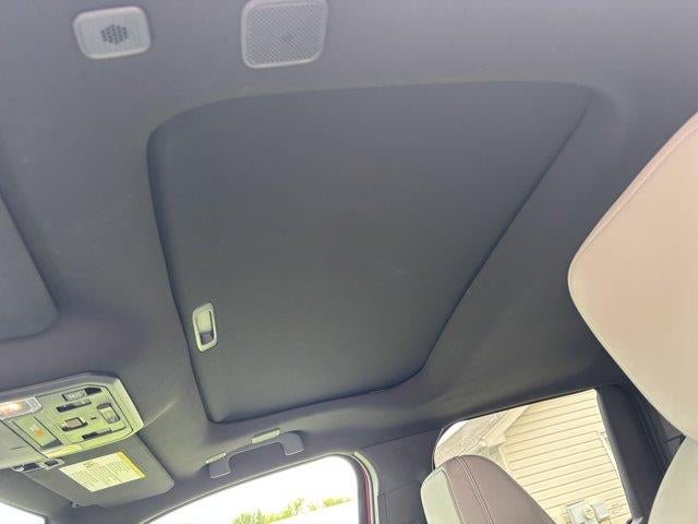 2026 Toyota Tacoma 4WD 4WD Limited Double Cab 5' Bed AT (Natl)