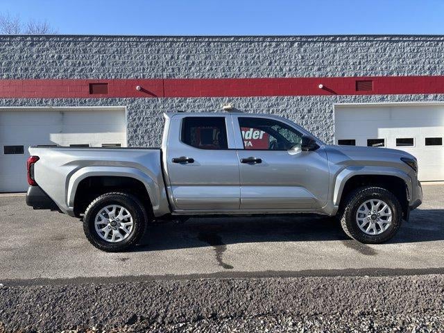 2024 Toyota Tacoma 4WD 4WD SR Double Cab 5' Bed AT (GS)