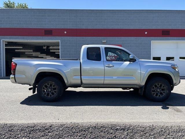2022 Toyota Tacoma 4WD 4WD SR5 Access Cab 6' Bed I4 AT (Natl)