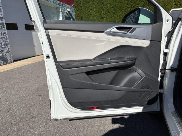 2026 Volkswagen Taos SE 4MOTION