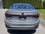 2025 Volkswagen Jetta SE Auto