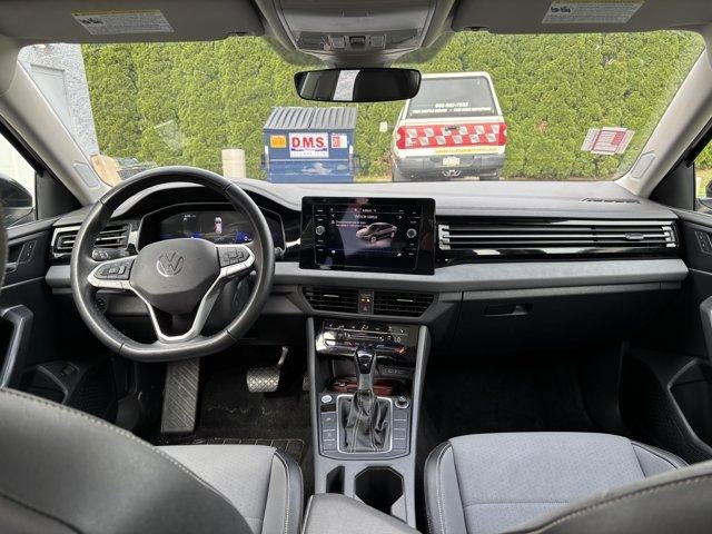 2025 Volkswagen Jetta SE Auto