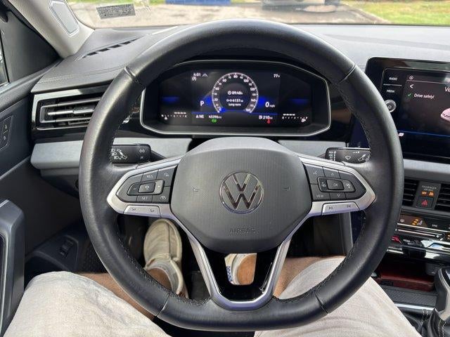 2025 Volkswagen Jetta SE Auto