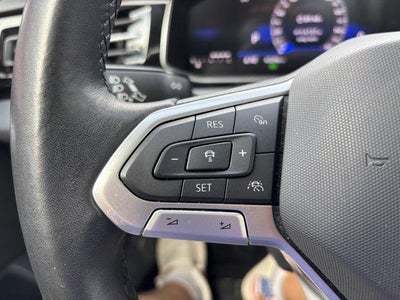2025 Volkswagen Jetta SE Auto