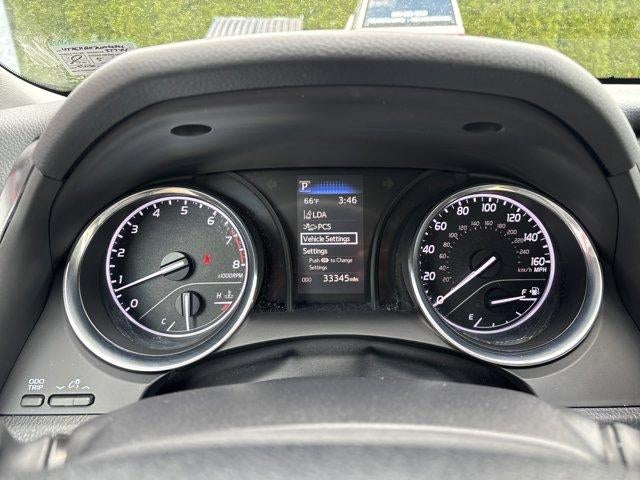2020 Toyota Camry LE Auto (SE)