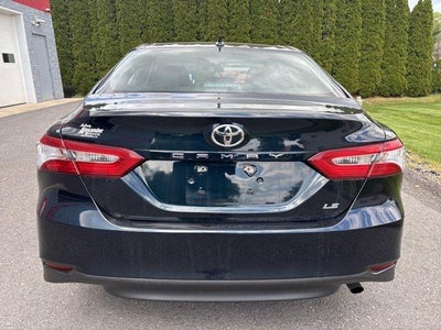 2020 Toyota Camry LE Auto (SE)