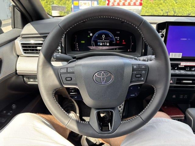 2026 Toyota Camry SE (SE)