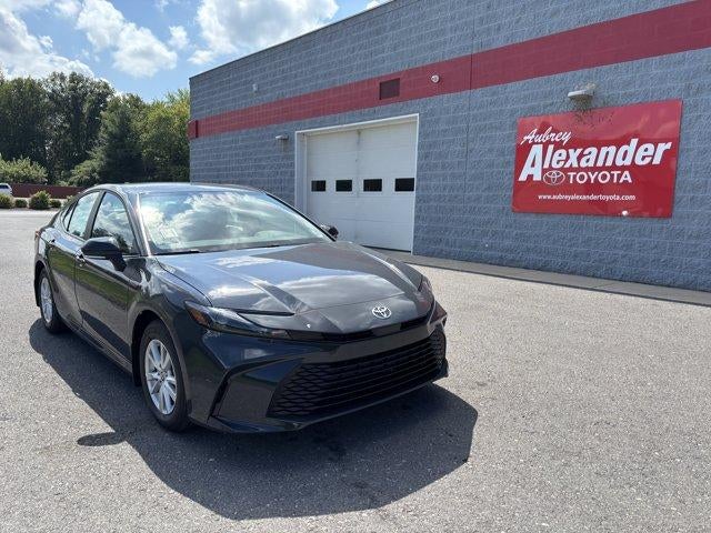 2026 Toyota Camry LE (SE)