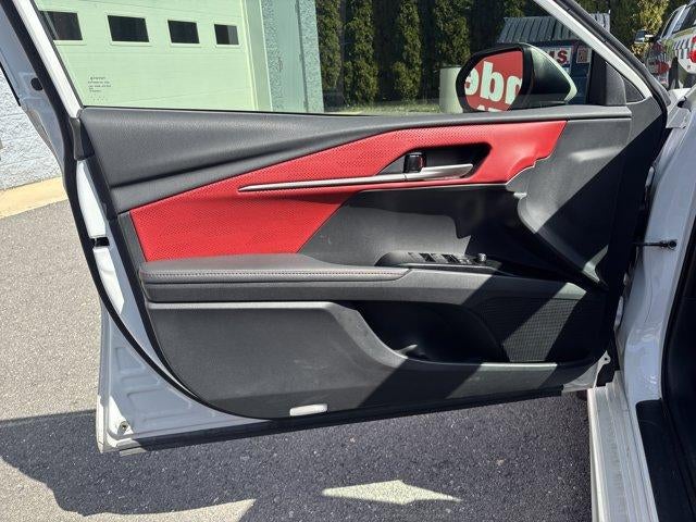 2025 Toyota Camry XSE (Natl)