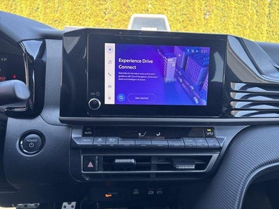 2025 Toyota Camry SE (SE)