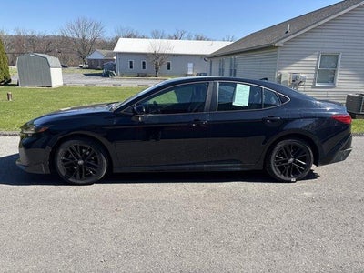 2025 Toyota Camry SE (SE)