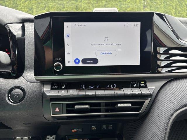 2026 Toyota Camry SE AWD (Natl)