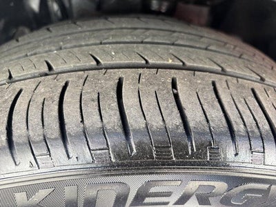 2025 Toyota Camry XLE AWD (Natl)