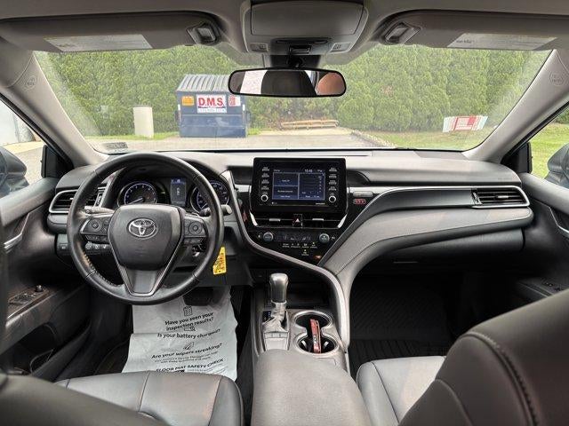 2024 Toyota Camry SE Auto (SE)