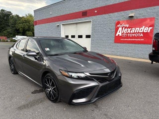 2023 Toyota Camry SE Auto (SE)