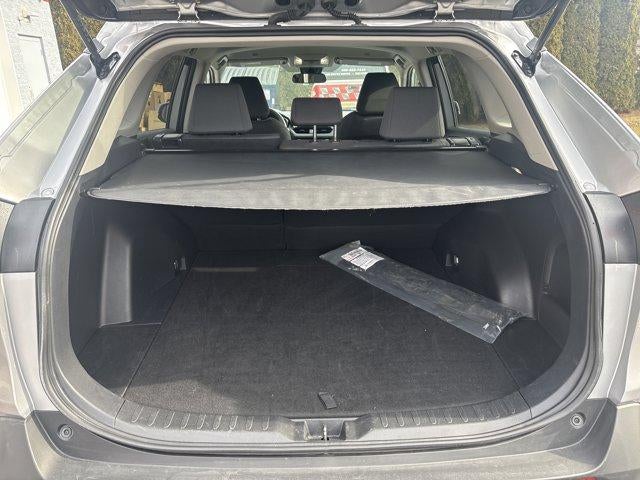 2025 Toyota RAV4 Hybrid XLE AWD (Natl)