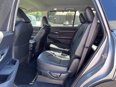 2025 Toyota Grand Highlander XLE AWD (Natl)