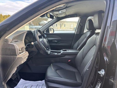 2025 Toyota Grand Highlander XLE AWD (Natl)