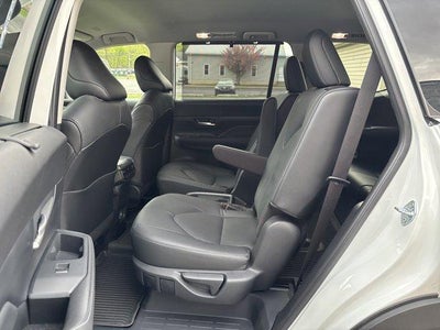 2024 Toyota Grand Highlander Limited AWD (Natl)