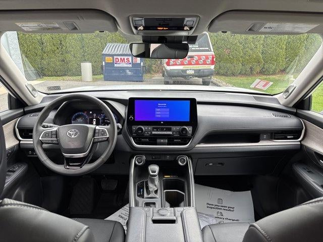 2024 Toyota Grand Highlander Limited AWD (Natl)