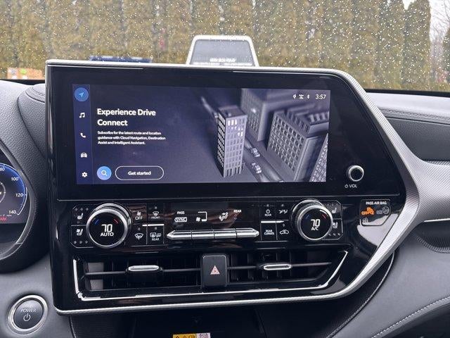 2025 Toyota Highlander Hybrid Platinum AWD (Natl)