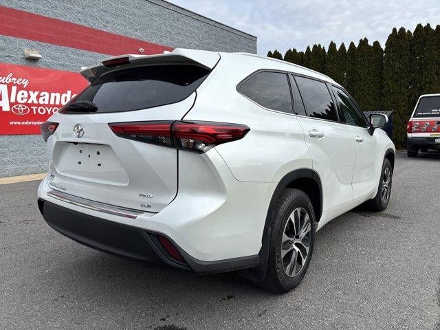 2022 Toyota Highlander XLE AWD (Natl)