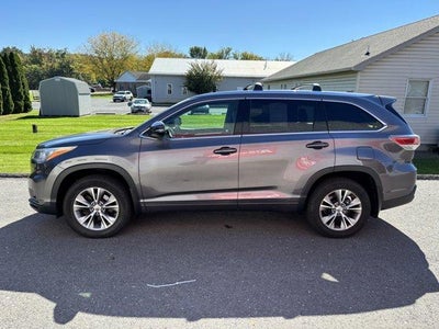 2015 Toyota Highlander AWD 4dr V6 XLE (Natl)