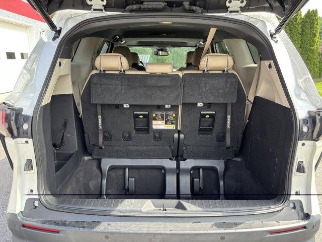 2021 Toyota Sienna XLE FWD 8-Passenger (Natl)
