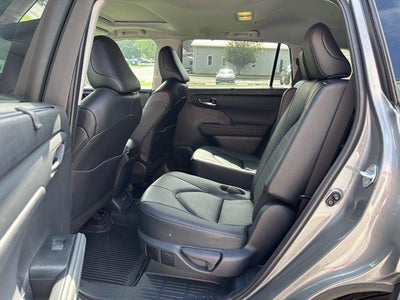2026 Toyota Highlander XLE AWD (Natl)