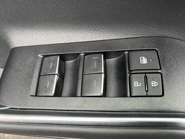 2026 Toyota Highlander Platinum AWD (Natl)