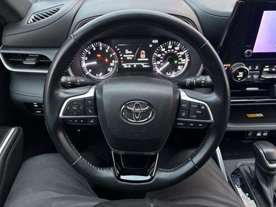 2023 Toyota Highlander XSE AWD (Natl)