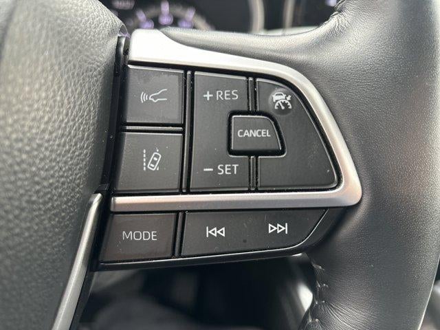 2022 Toyota Highlander Hybrid Limited AWD (Natl)