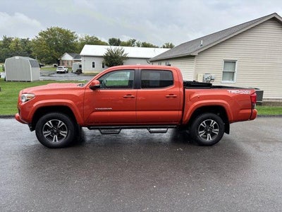 2016 Toyota Tacoma 4WD Double Cab Short Bed V6 Automatic TRD Sport (Natl)