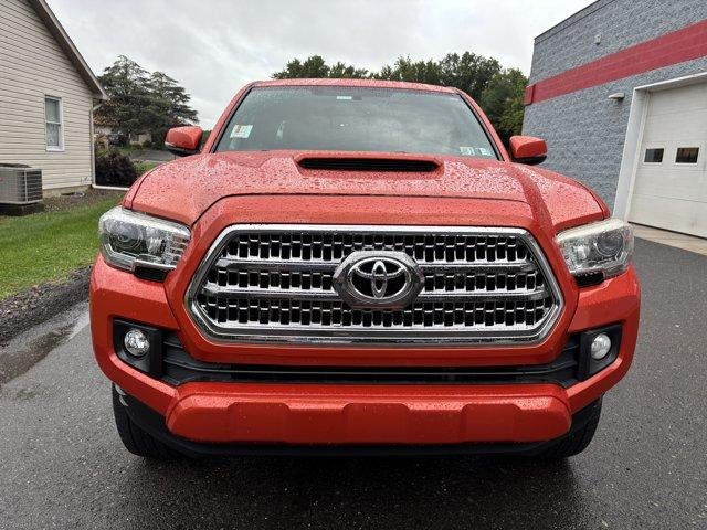 2016 Toyota Tacoma 4WD Double Cab Short Bed V6 Automatic TRD Sport (Natl)