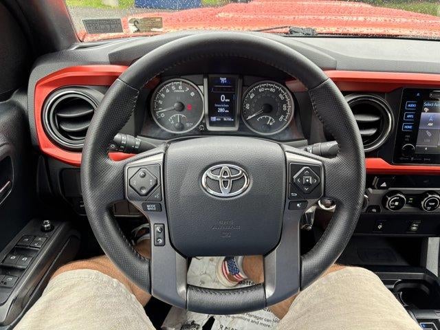 2016 Toyota Tacoma 4WD Double Cab Short Bed V6 Automatic TRD Sport (Natl)