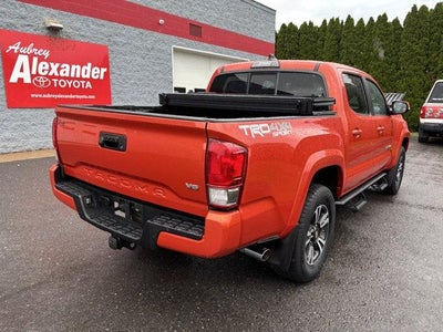 2016 Toyota Tacoma 4WD Double Cab Short Bed V6 Automatic TRD Sport (Natl)