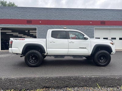 2020 Toyota Tacoma 4WD 4WD TRD Off Road Double Cab 5' Bed V6 AT (Natl)