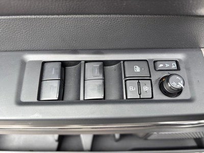 2024 Toyota Tundra 4WD 4WD SR5 CrewMax 5.5' Bed (SE)