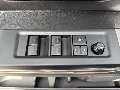 2024 Toyota Tundra 4WD 4WD SR5 CrewMax 5.5' Bed (SE)