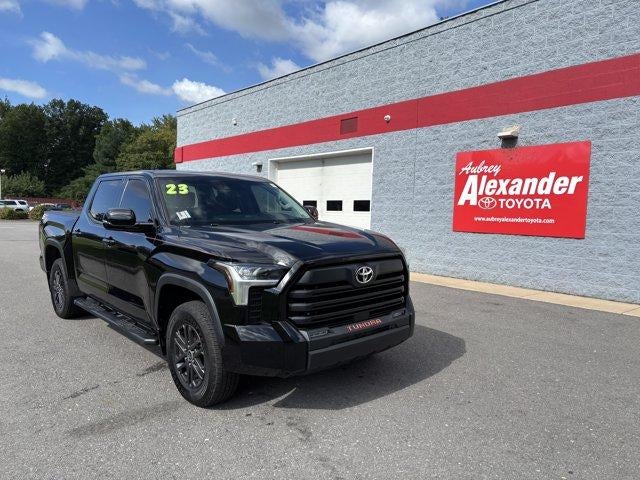 2023 Toyota Tundra 4WD 4WD SR5 CrewMax 5.5' Bed (SE)