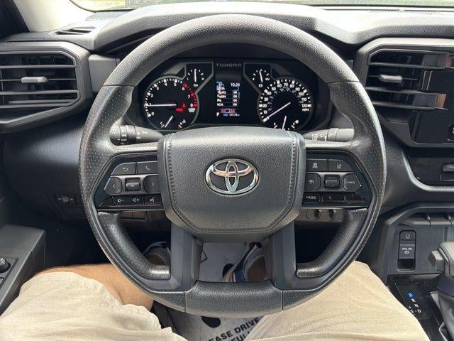2023 Toyota Tundra 4WD 4WD SR5 CrewMax 5.5' Bed (SE)